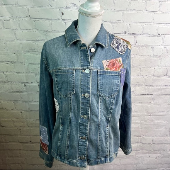 Chico’s Printed Patches Denim Jacket Medium - Picture 2 of 8